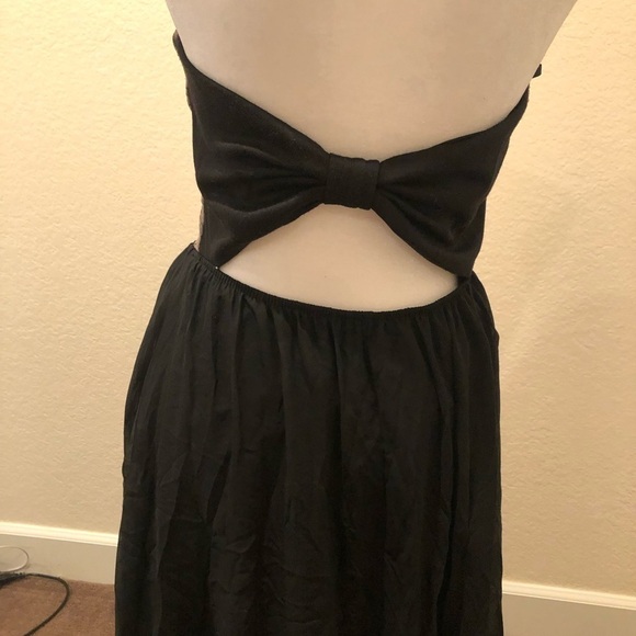 Elegant High Low Sleeveless Dress - Picture 4 of 4